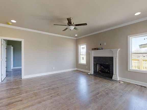 3rd image of 133 Spencer Springs Dr