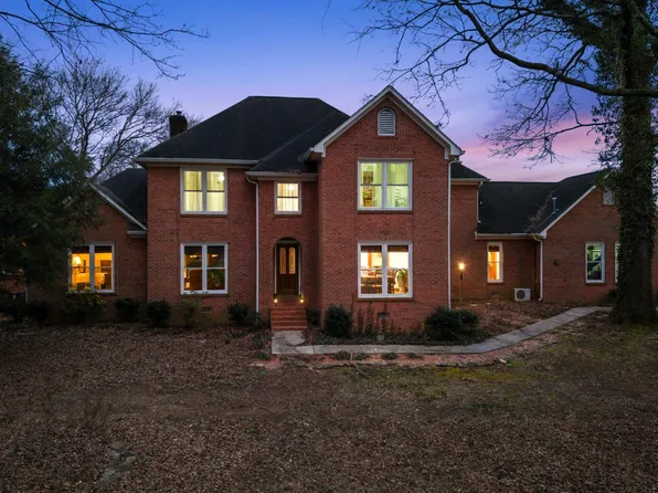 300 Marshall Ln SE, Cleveland, TN 37323