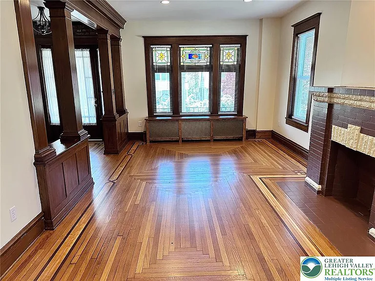 843 Main St — Photo 7