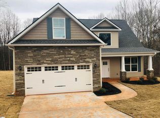 107 Mary Margaret Ln, Pendleton, SC 29670