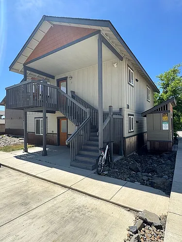 2243 Airport Rd Photo 1