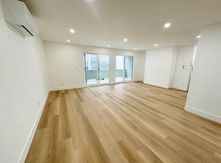 605 San Vicente Blvd #987B99917, Santa Monica, CA 90402