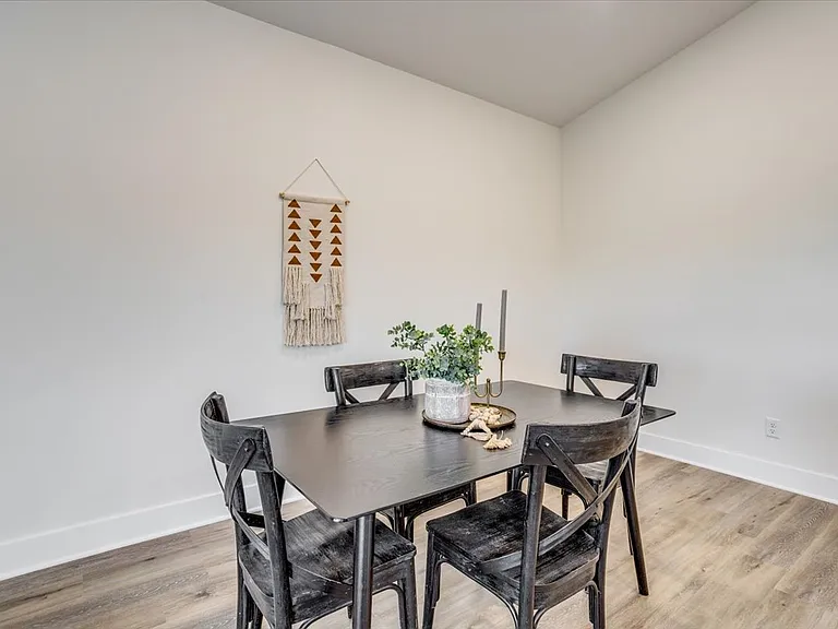 419 Briarbrook Ln — Photo 9