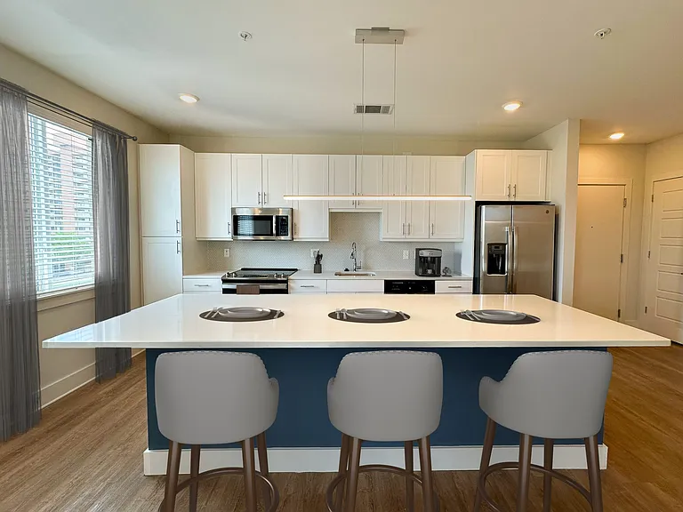 The Rise Apartments — Photo 19