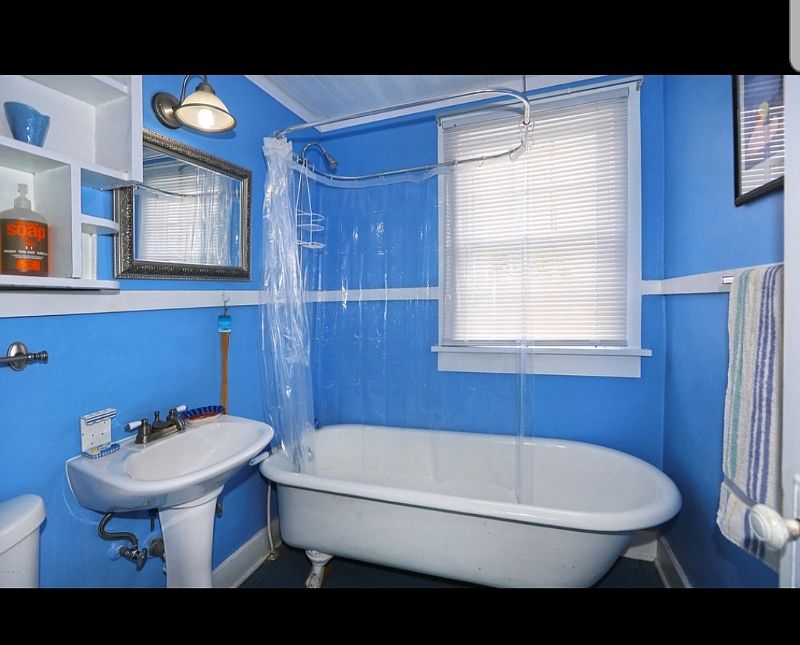 1st image of 1485 N Peninsula Dr #2