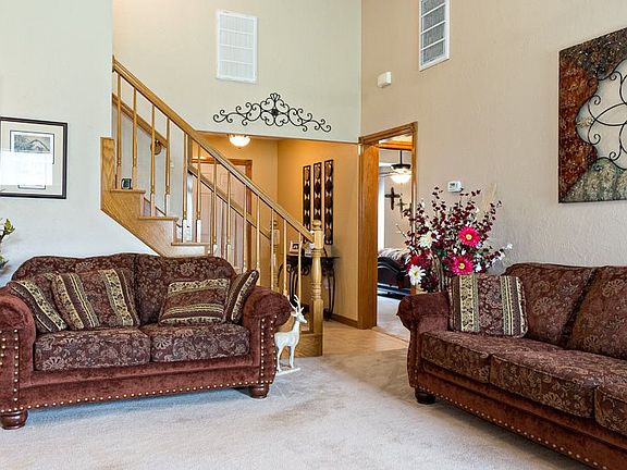 4th image of 7010 SW Drakestone Blvd