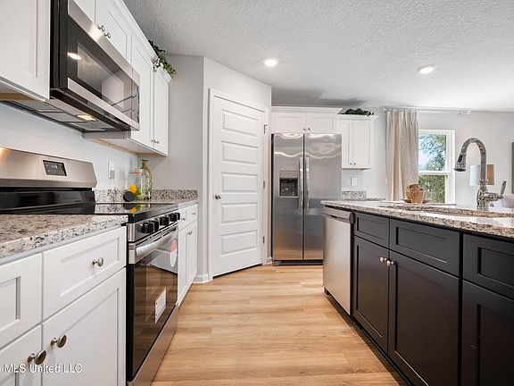6th image of this home