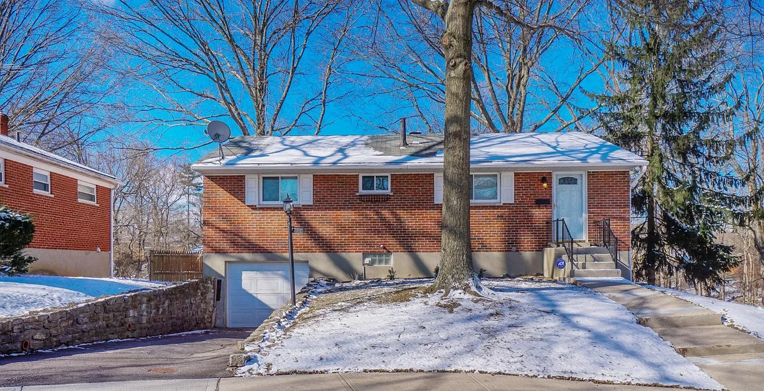 335 Anders Ct photo 1