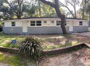 5318 Pine St, Seffner, FL 33584