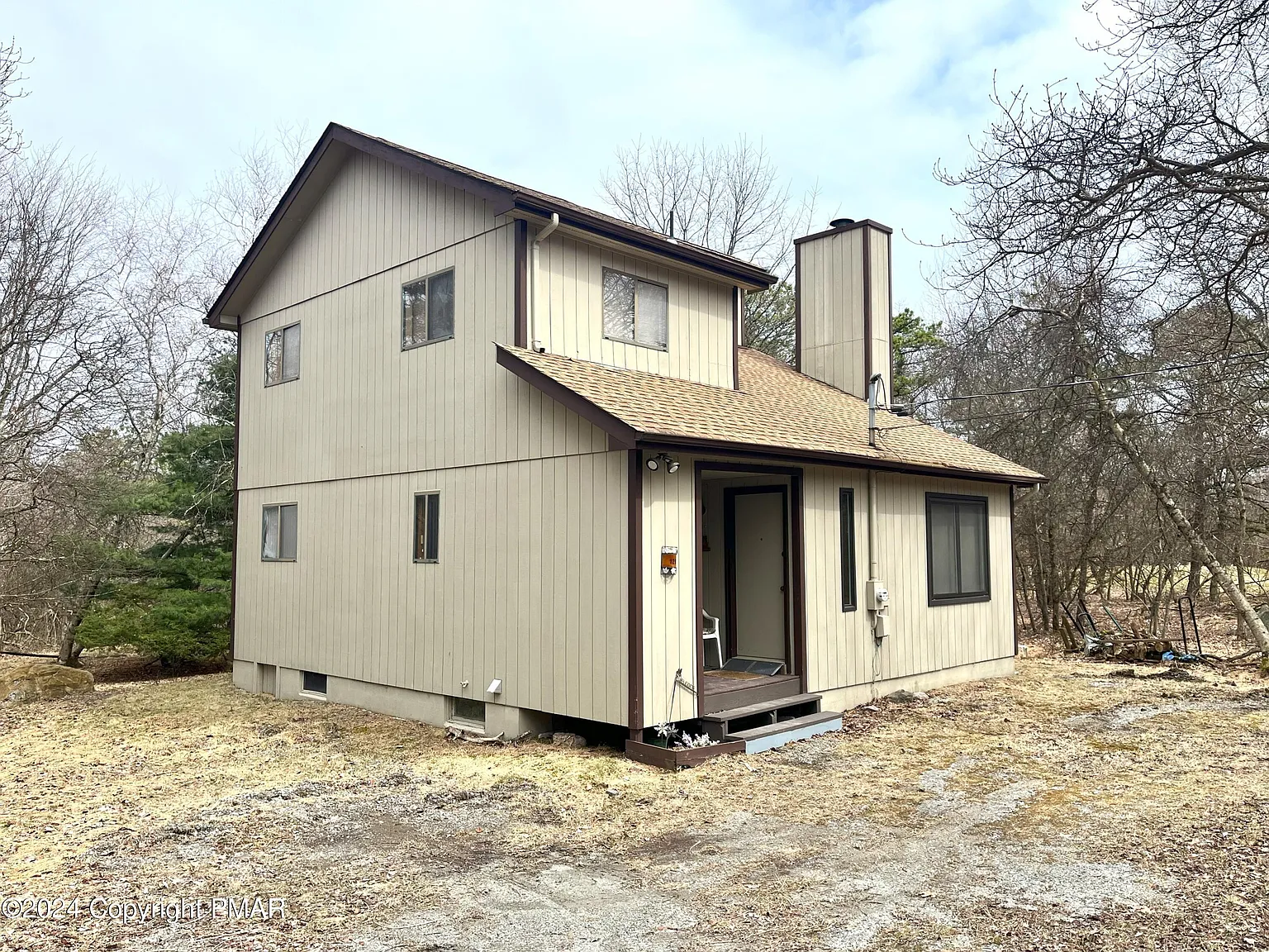 129 Lindbergh Cir photo 1