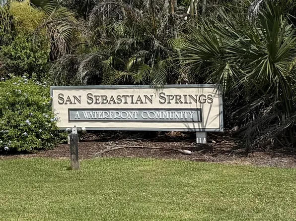 514 Cross Creek Cir, Sebastian, FL 32958
