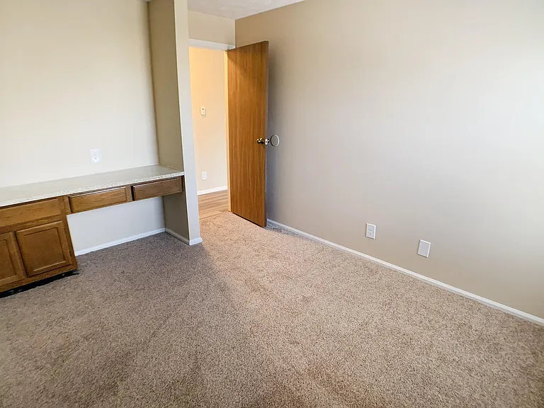 Steeplechase Apartments — Photo 61