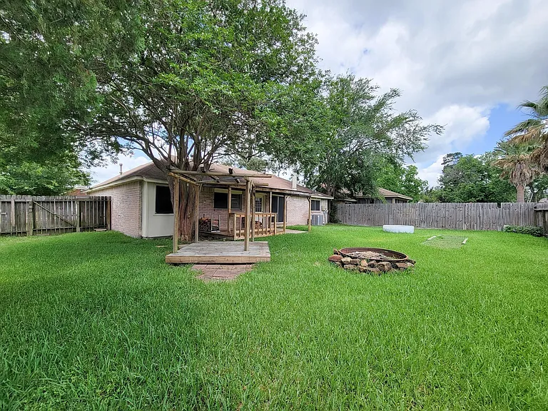 29002 Sedgefield St — Photo 36