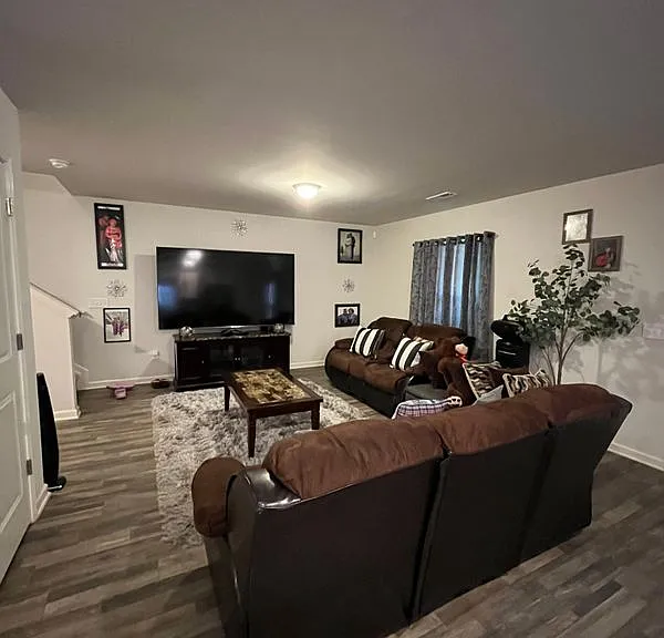 6375 Century Ln — Photo 5