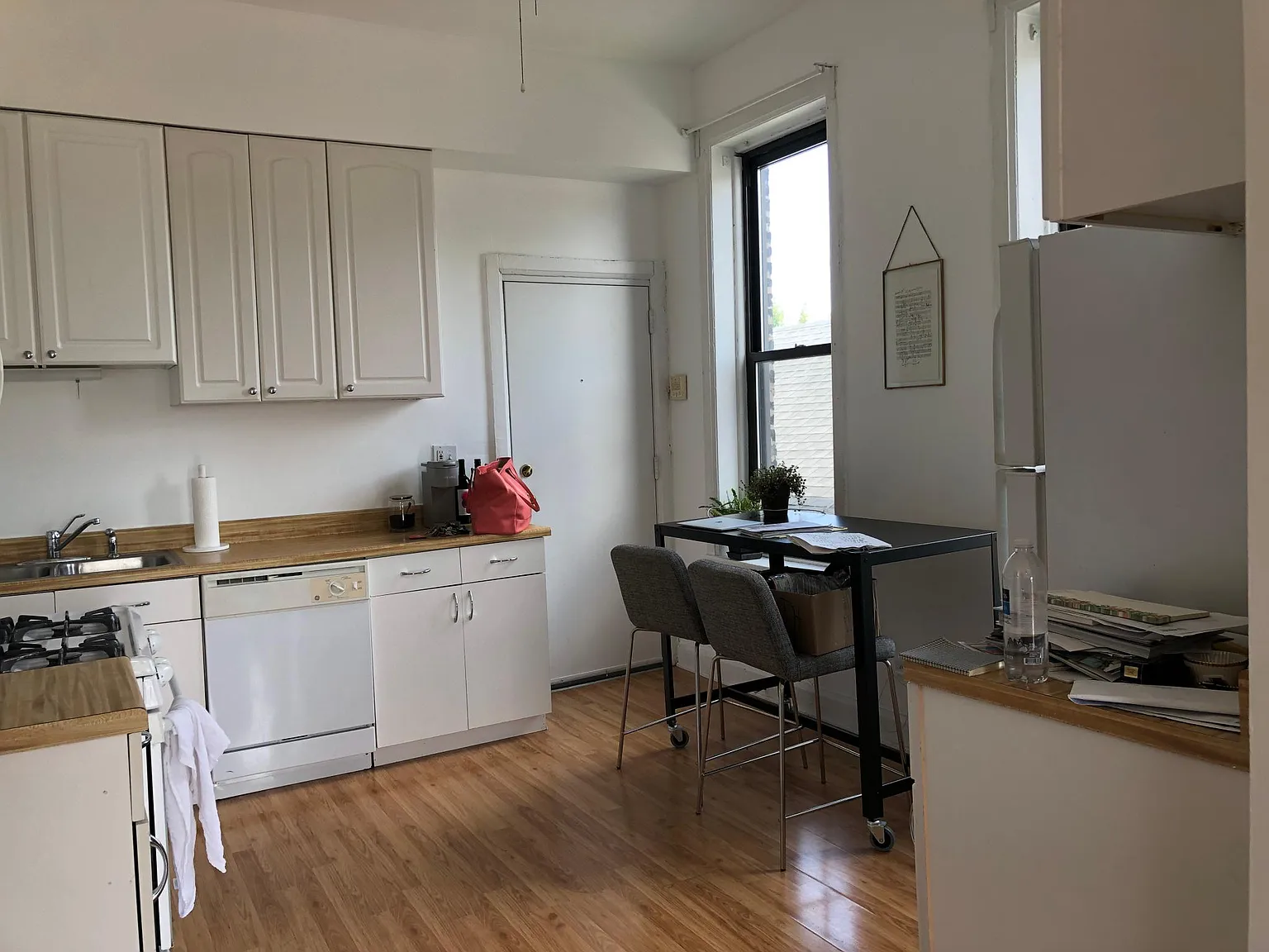1 bed, 650 sqft, $1,900 — Photo 4