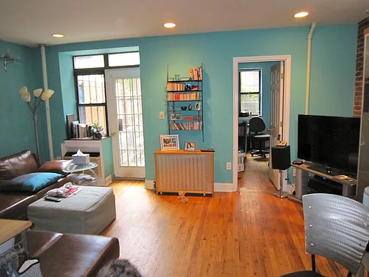 Rented by JK Dansar Corp | media 23