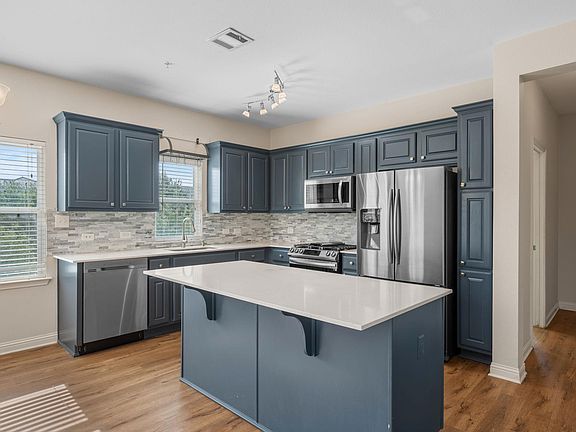 3rd image of 4416 Berkman Dr Unit B