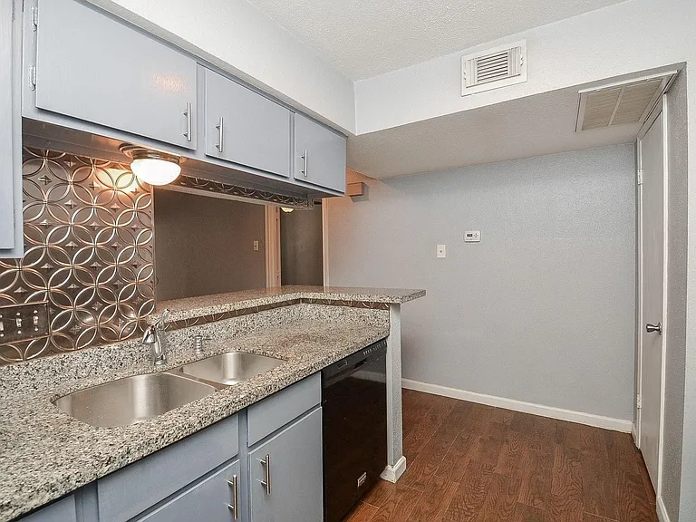 4635 Wild Indigo St #498 — Photo 16