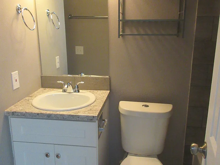 649 Autumn Pl — Photo 17