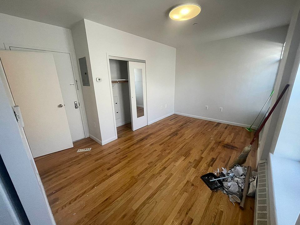 2nd image of 70 E 127th St APT 5B