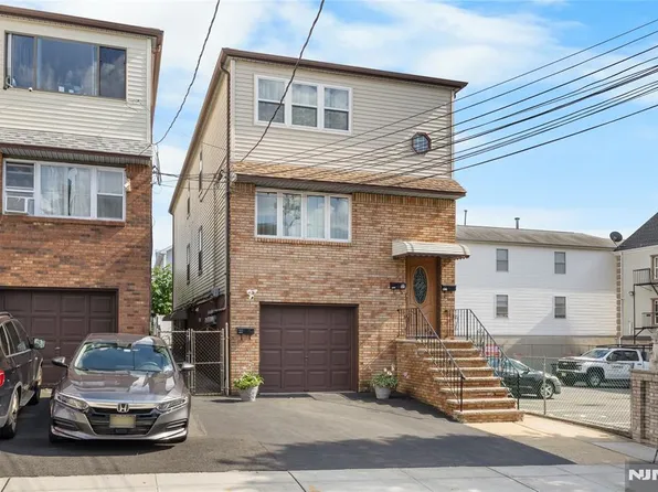 109 Cross St, Harrison, NJ 07029