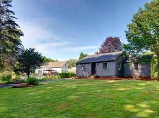 37 Bentley Rd, Barre, MA 01005