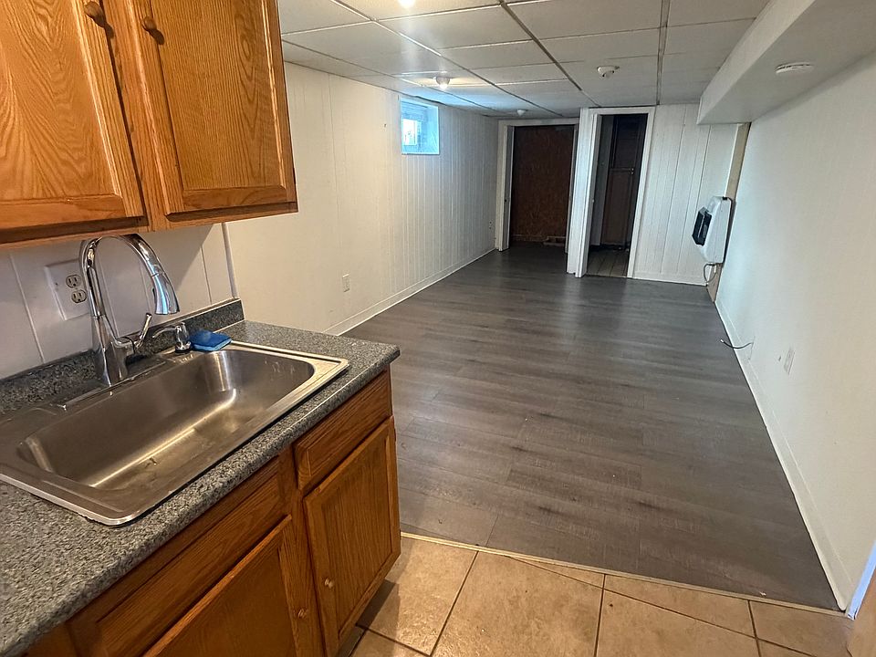 1st image of 1097 Pontiac Ave #1