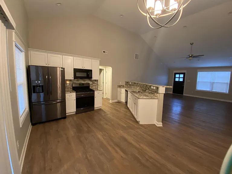 3190 W 63rd Ln — Photo 2