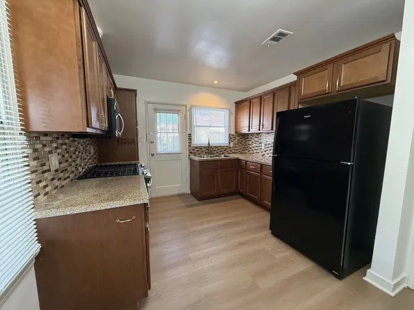 321 - 1221-1223 West Ramona LLC