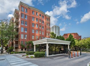 486 N Clinton St, Chicago, IL 60654
