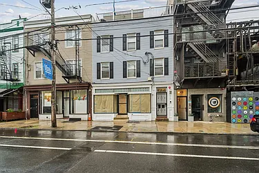 413 Monmouth Street, #2