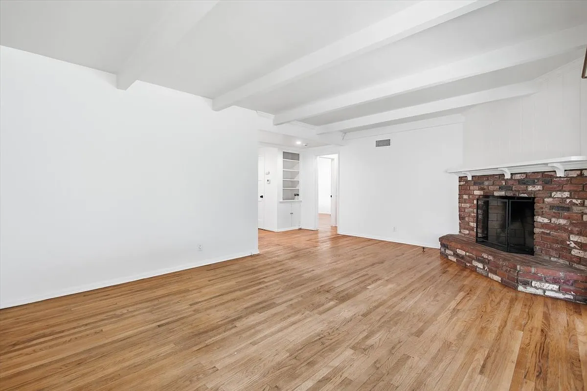 3 bed, 1473 sqft, $5,295 — Photo 4