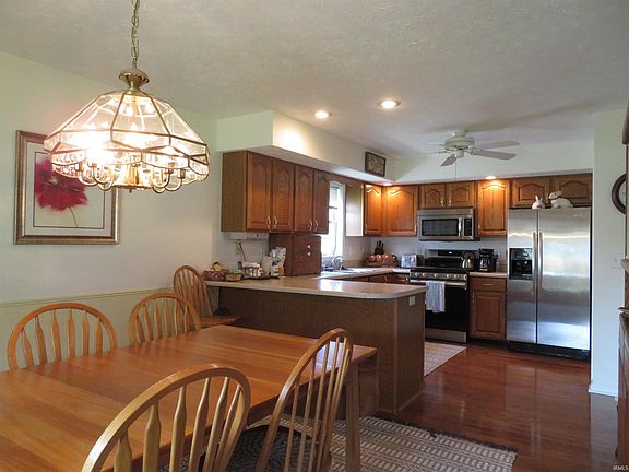 5th image of 3031 Nicole Dr
