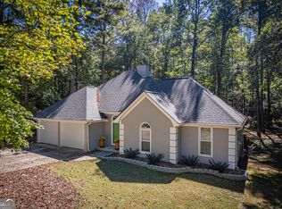 55 Florence Dr, Newnan, GA 30263
