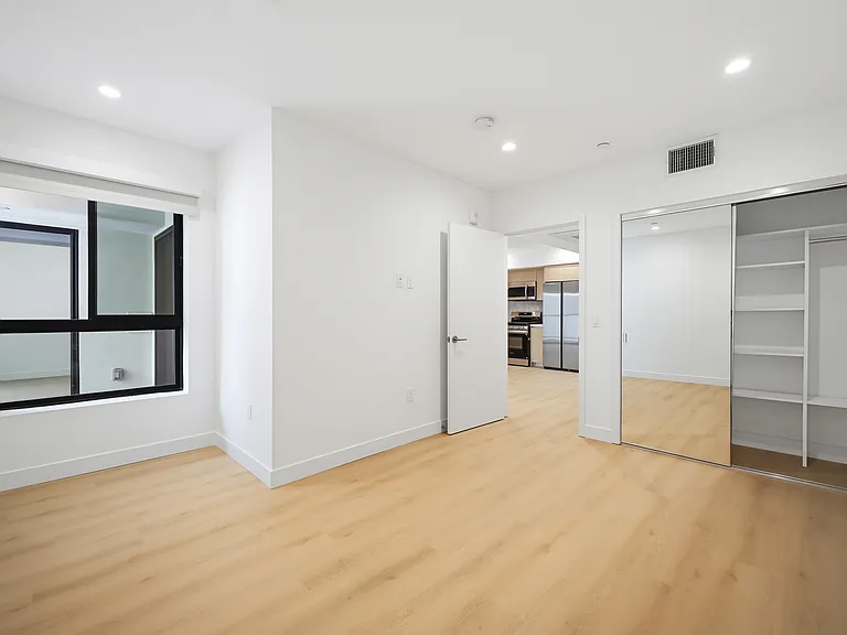 Hi Point Terrace by Wiseman — Photo 240