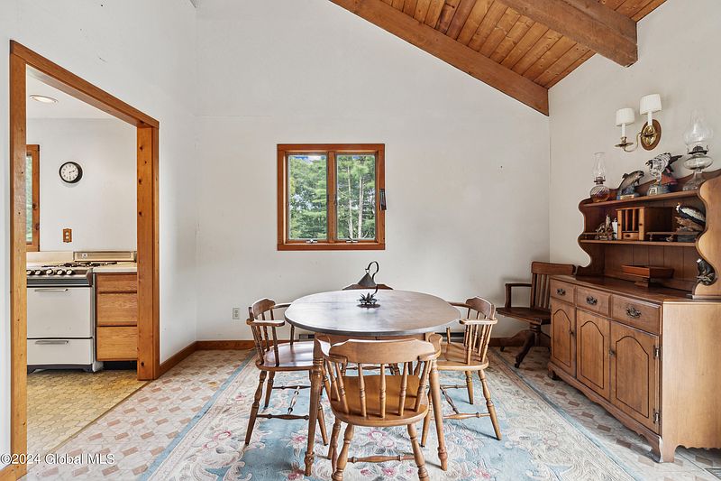 5th image of 268 High Pine Meadows Road