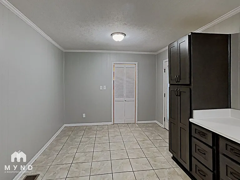 2570 Rolling View Dr SE — Photo 8
