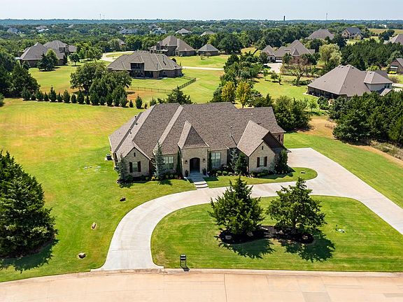3rd image of 1116 Abberly Cir