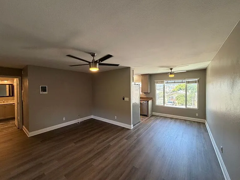 3535 Madison Ave #214 — Photo 4