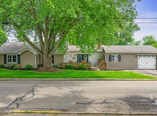 420 E 4th St, Winchester, IN 47394