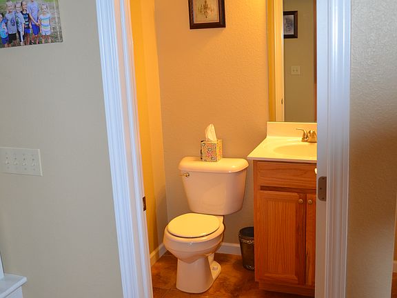 5th image of 10371 Midway Dr
