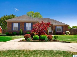 17556 Hall St, Athens, AL 35611