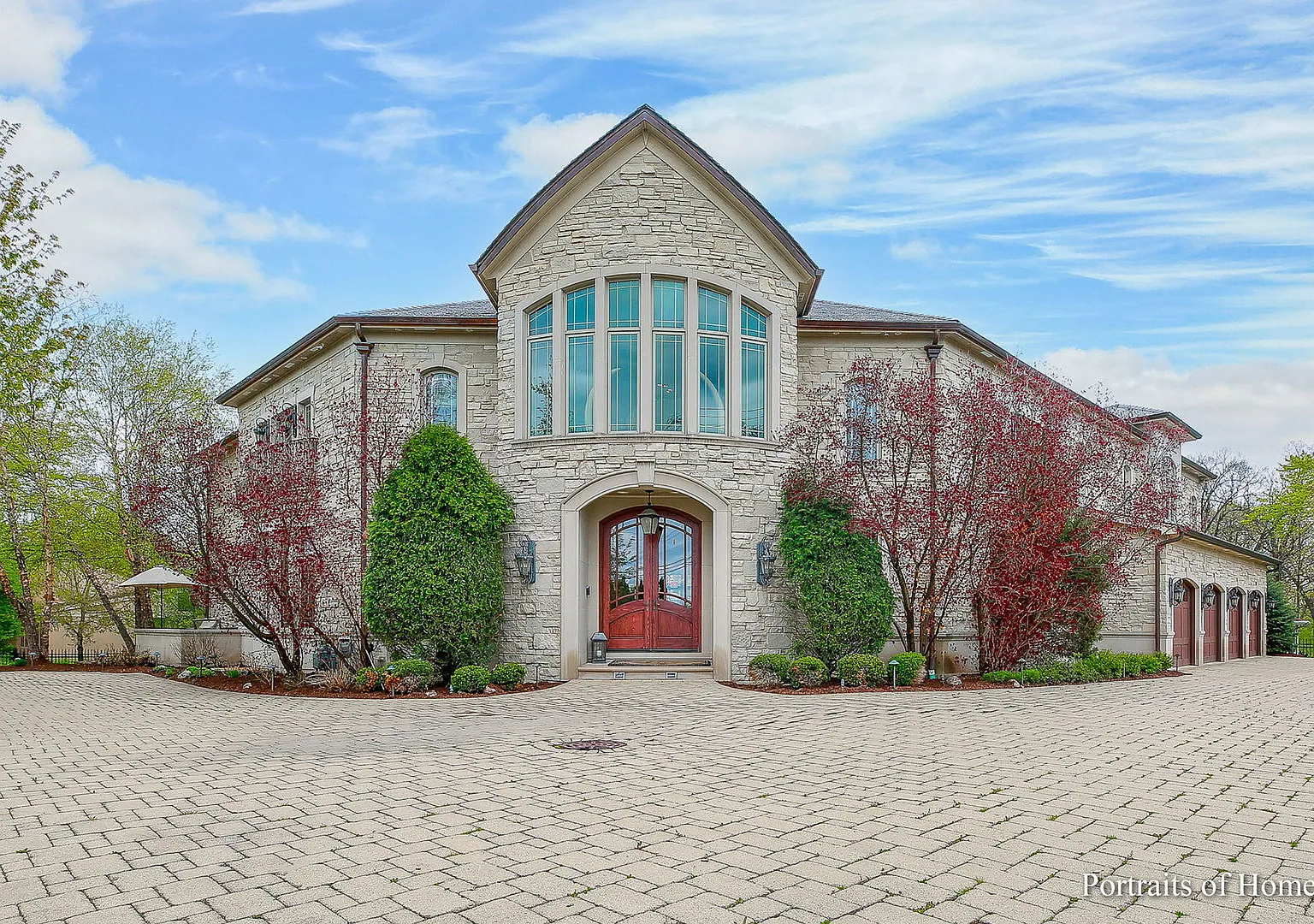 6 bed, 8.0 bath, 13760 sqft, $30,000 — Photo 1