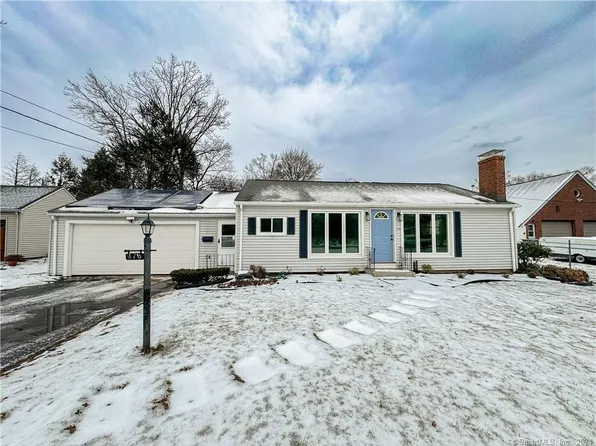 176 Farmington Avenue, Plainville, CT 06062