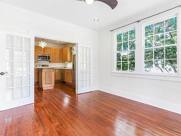 4th image of 2038 Dumaine St