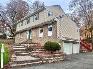 6 Wiessmann Way, Wayne, NJ 07470