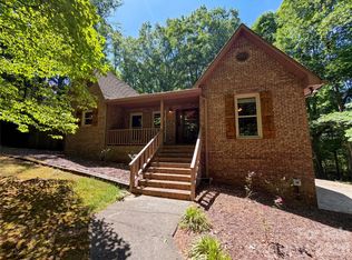 8612 Piccadily Ln, Harrisburg, NC 28075