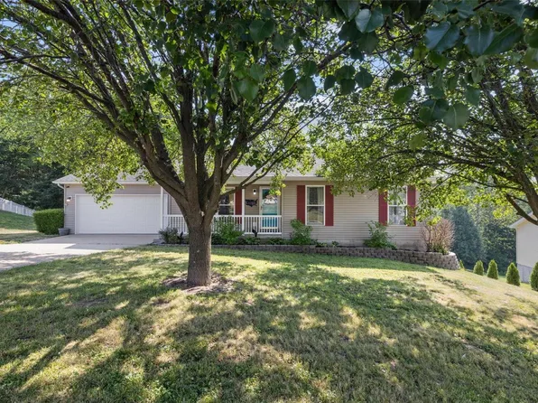 610 Eagle Ridge Dr, Union, MO 63084