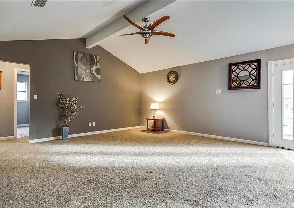 1st image of 1412 Harvest Hill Ln