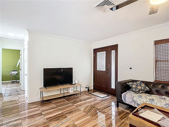4th image of 4155 Madison Ave